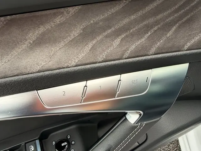 2024 Audi A6 Quattro Premium Plus photo 17