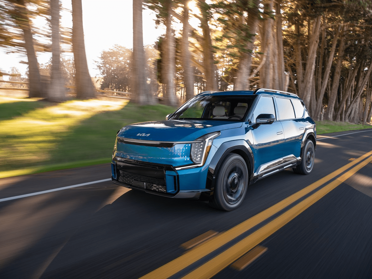2025 EV9 Model