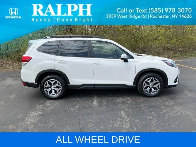 2023 Subaru Forester Premium