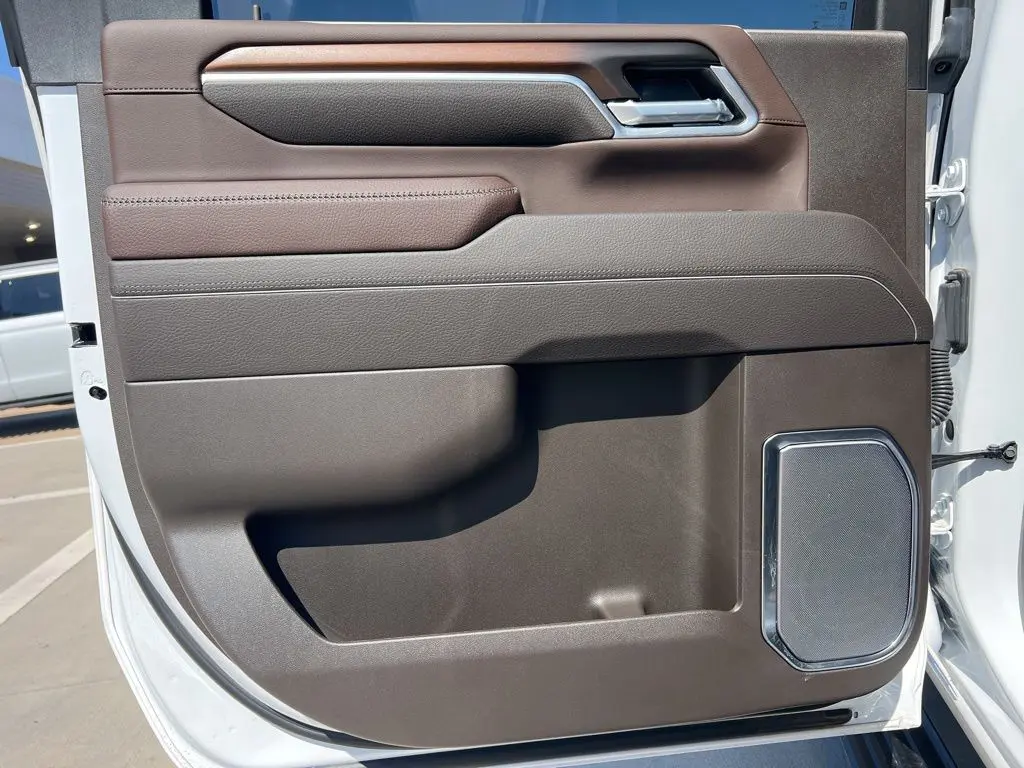 2025 Gmc Sierra HD Denali photo 13