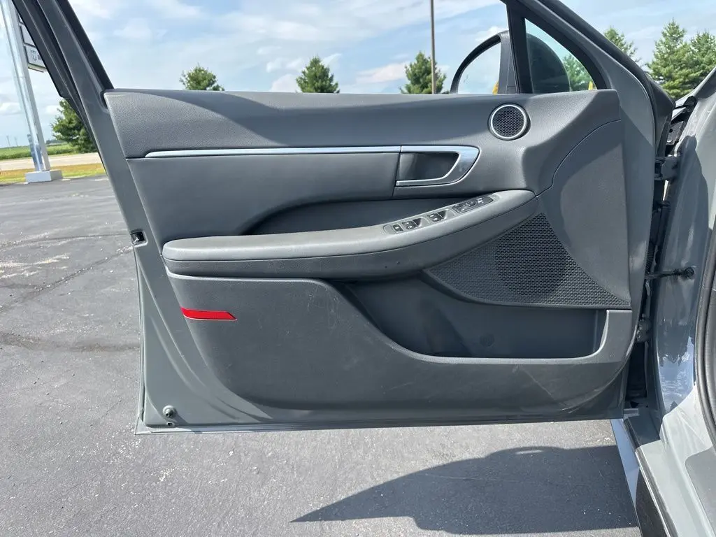 2020 Hyundai Sonata SEL photo 13