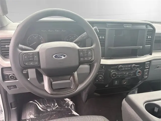 2026 Ford F-350 photo 10