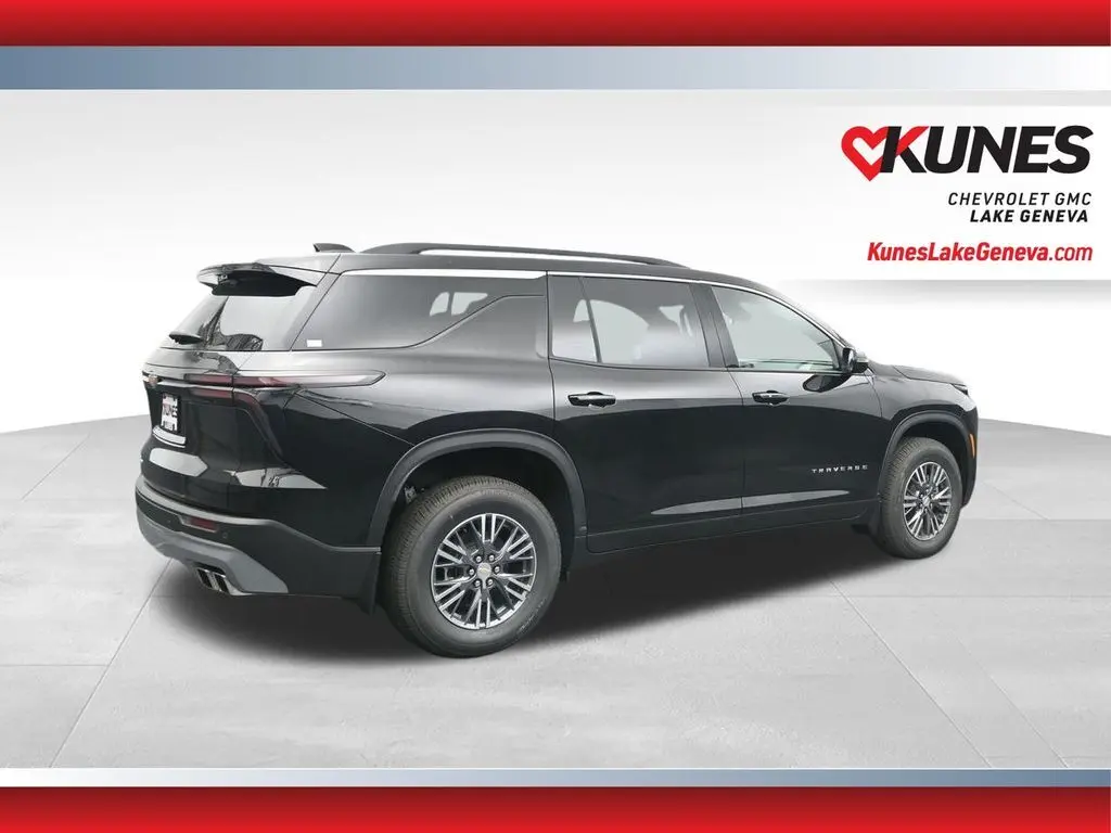 2026 Chevrolet Traverse 2LT photo 6