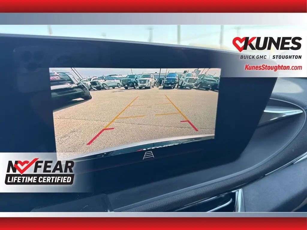 2024 Buick Envista ST photo 19