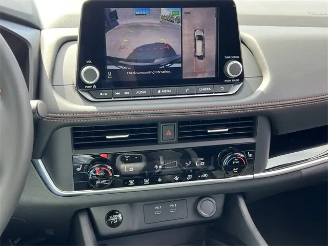 2026 Nissan Rogue SV photo 15