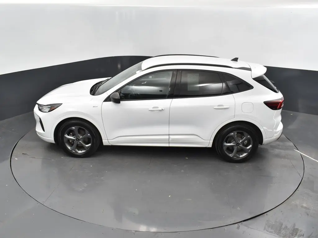 2023 Ford Escape ST-Line photo 37