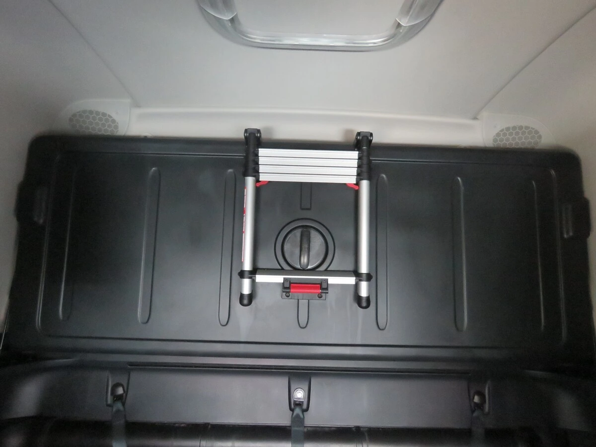 2023 Freightliner Cascadia - image 18