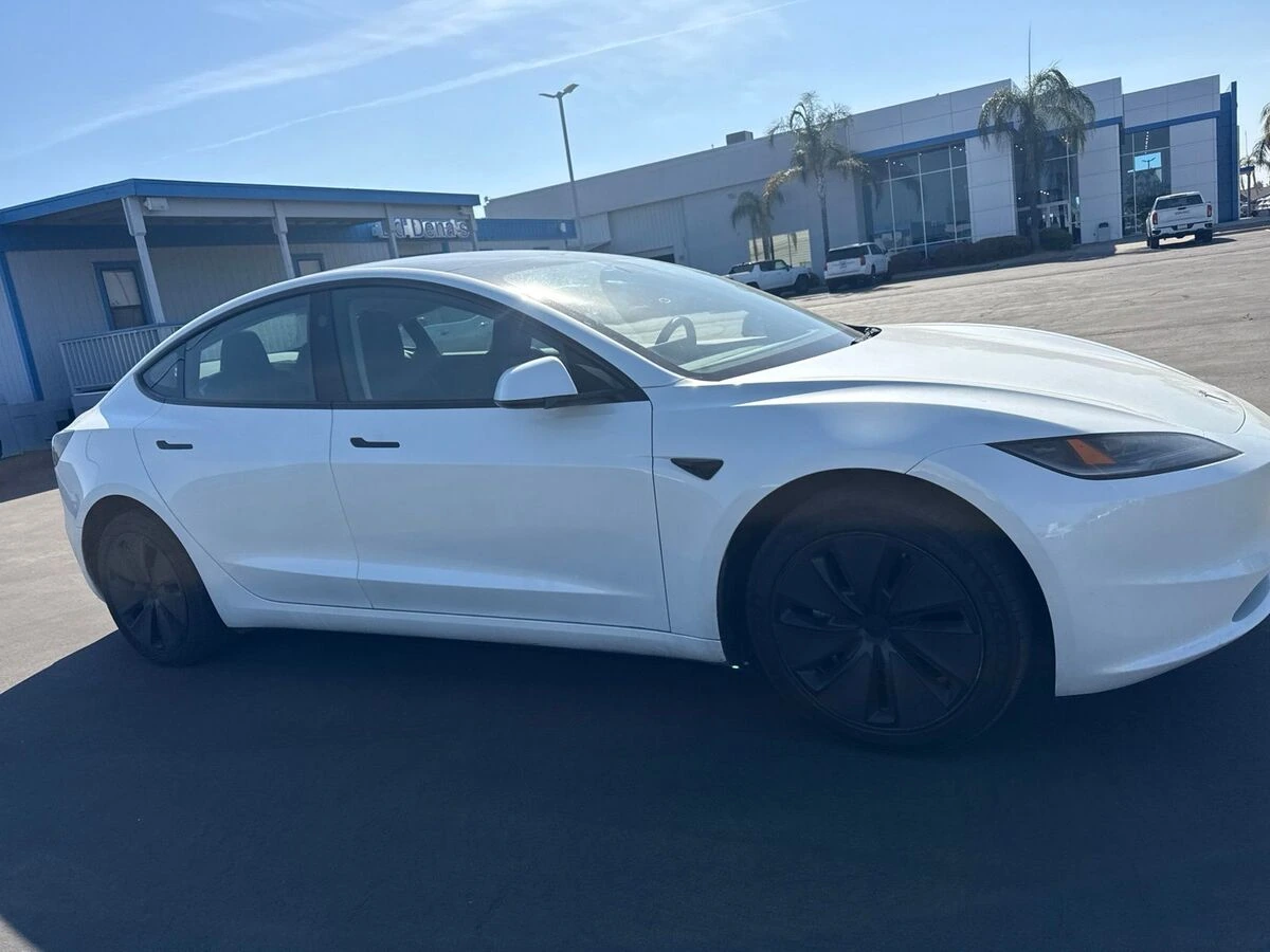 2025 Tesla Model 3