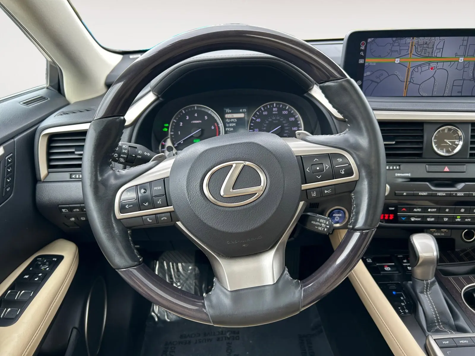 2022 Lexus RX 450h AWD Luxury photo 12