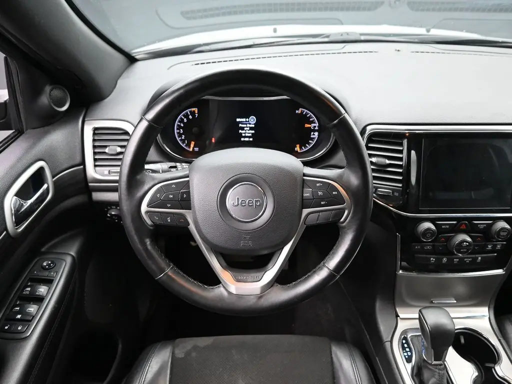 2019 Jeep Grand Cherokee Altitude photo 17