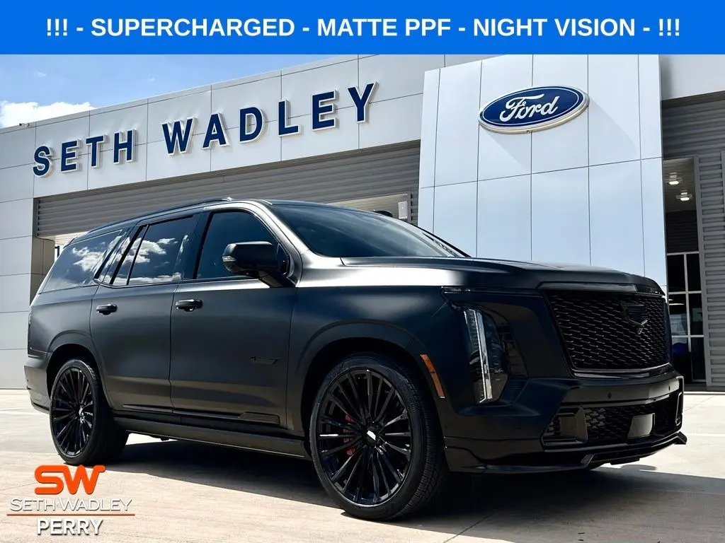 2025 Cadillac Escalade V-Series's photo