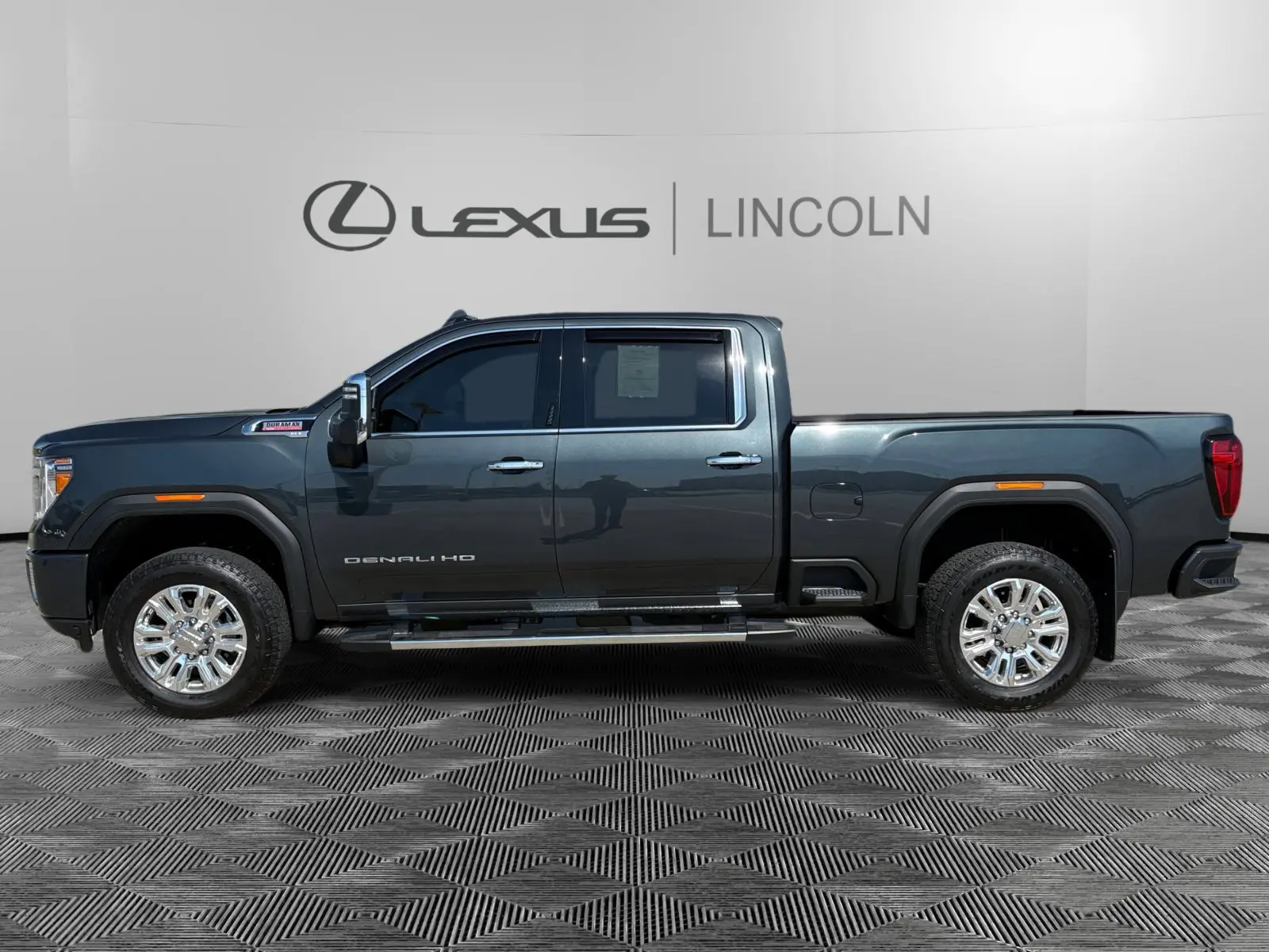 2022 Gmc Sierra HD Denali photo 2