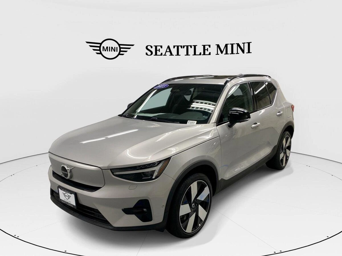 2023 Volvo XC40 Ultimate