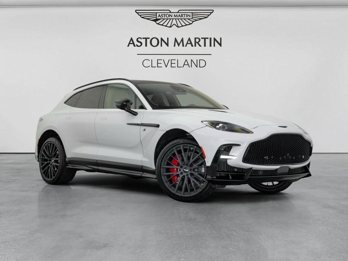 2026 Aston Martin DBX
