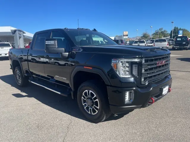 2022 Gmc Sierra 2500 HD AT4 photo 2