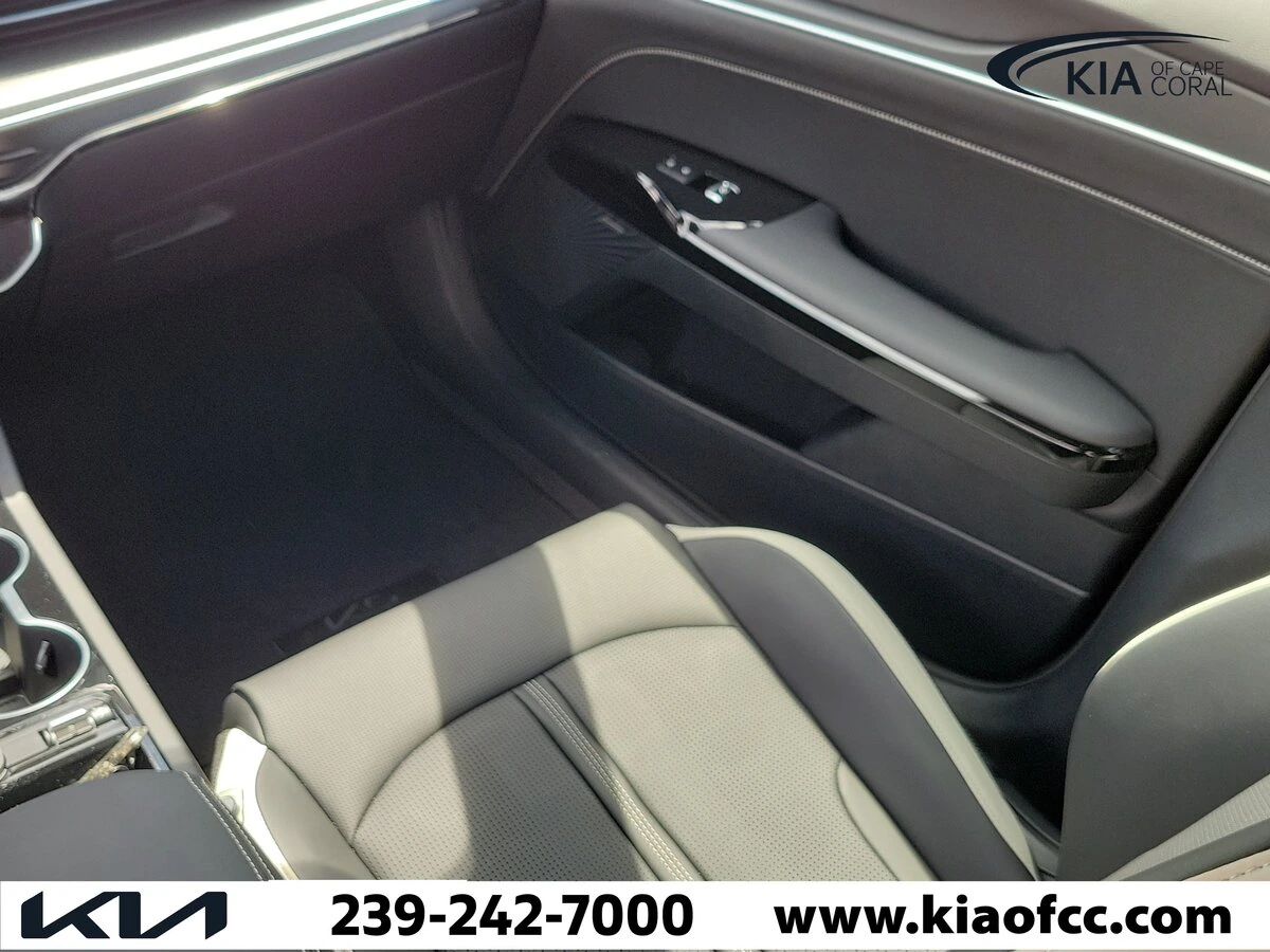 2026 Kia K5 GT-Line - Photo 18