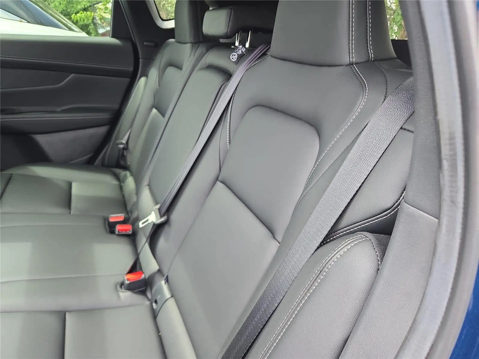 2025 Nissan Murano SL photo 4