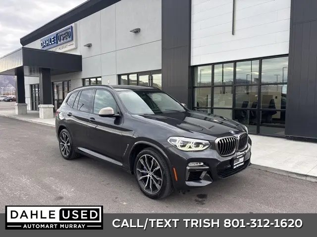 2019 BMW X3 40i's photo
