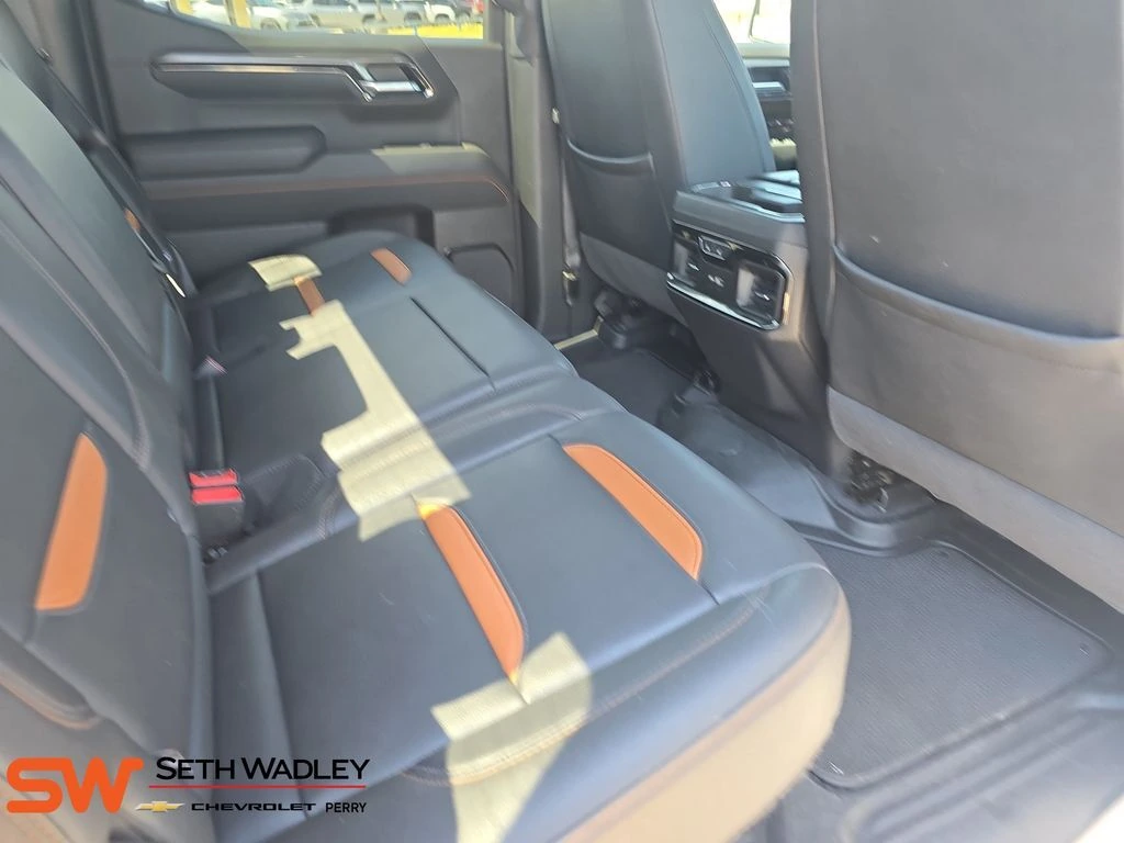 2022 GMC Sierra 1500 AT4 - Photo 11