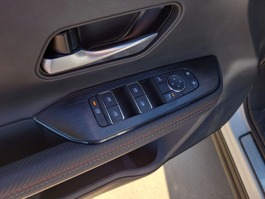 2026 Nissan KICKS SR - Photo 16