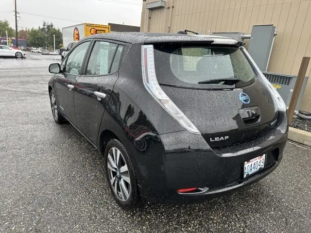 2013 Nissan Leaf SL photo 6