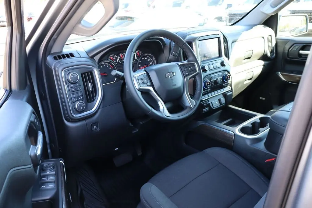 2021 Chevrolet Silverado Trail Boss LT photo 12
