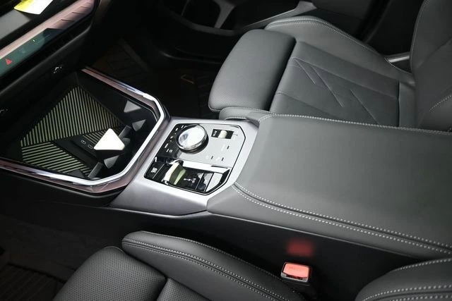 2025 BMW X3 30 - Photo 31
