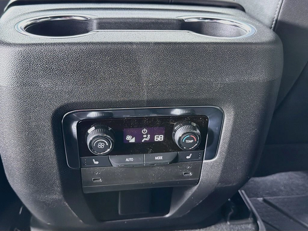 2026 Chevrolet Tahoe Z71 - Photo 27