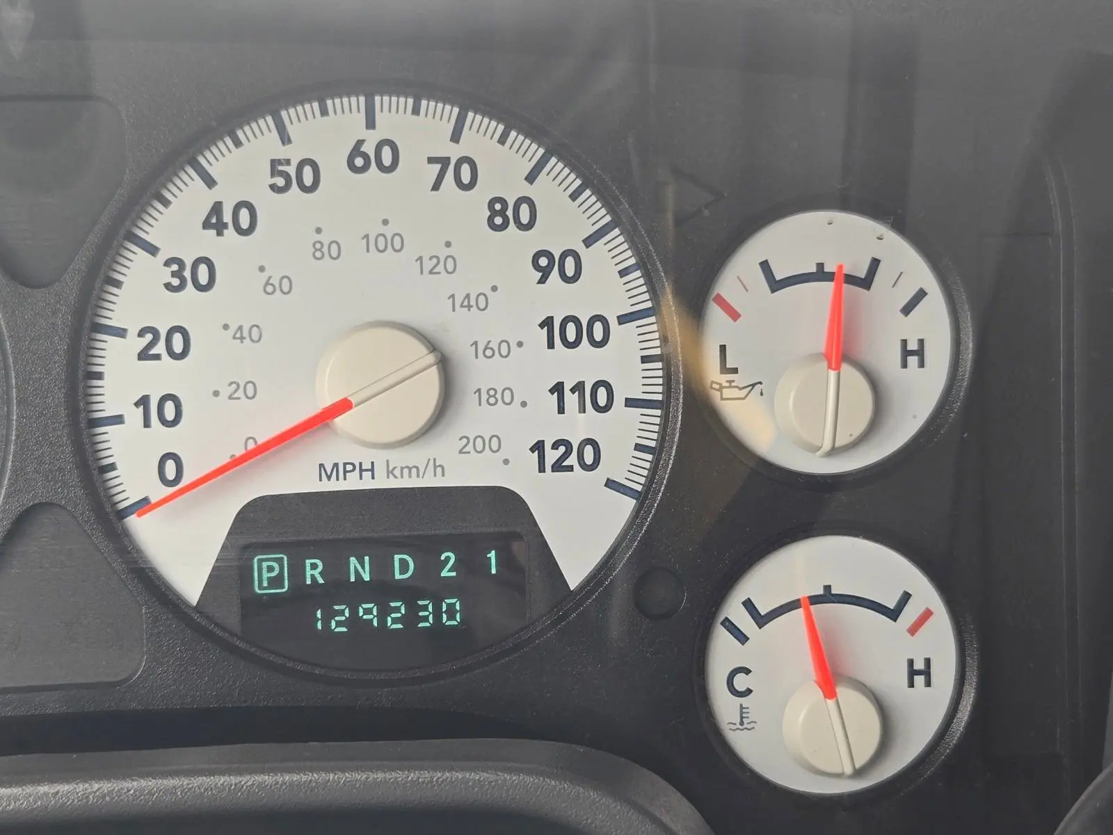 2008 Dodge Ram SLT photo 20
