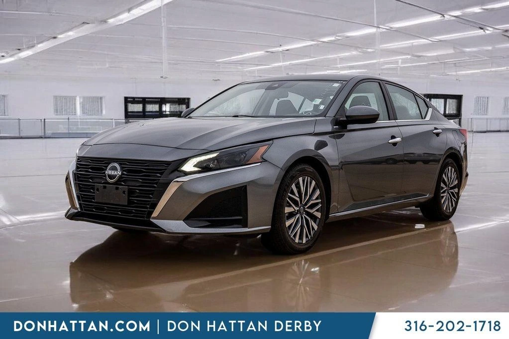 2023 Nissan Altima SV