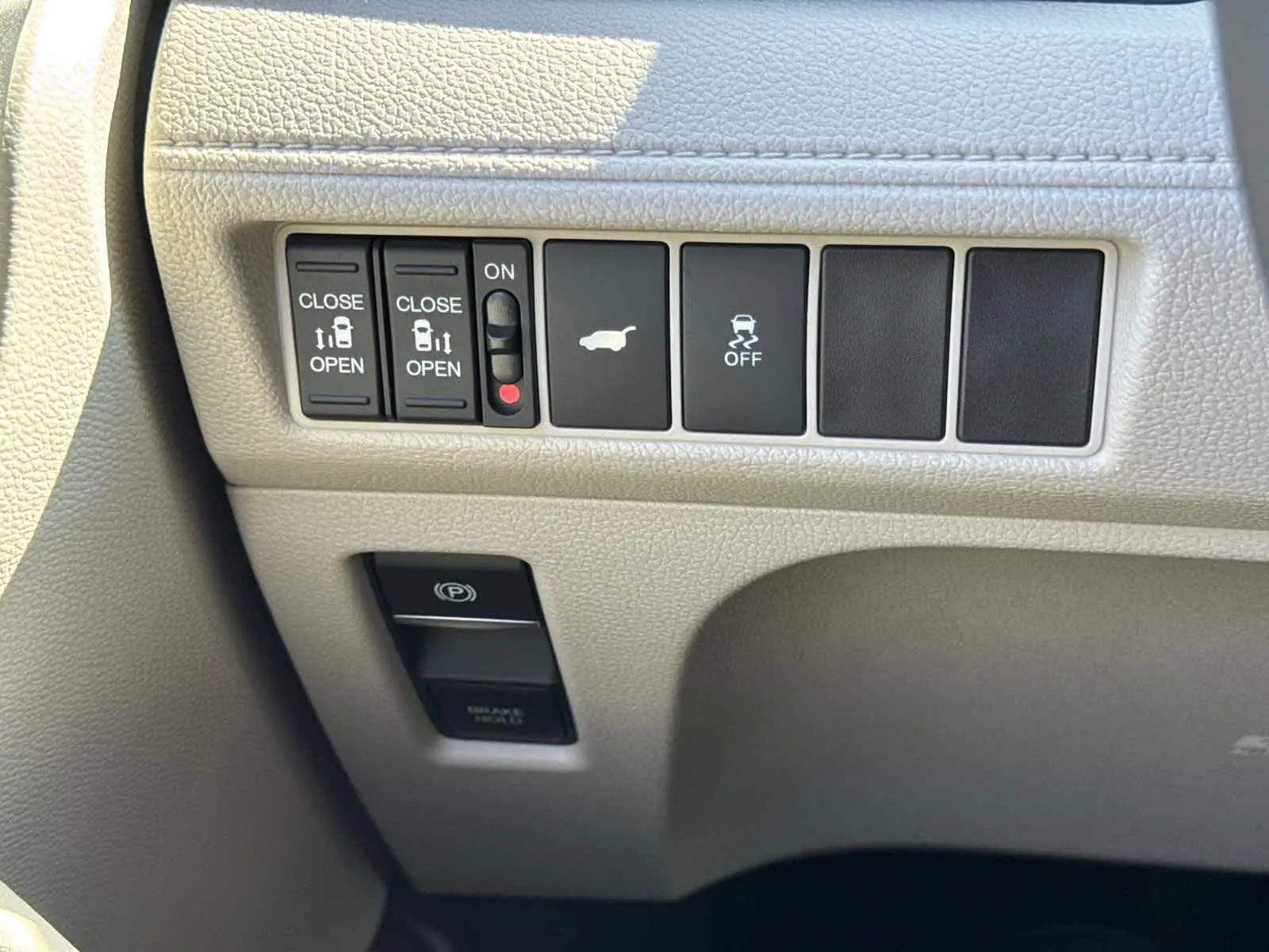 2025 Honda Odyssey EX-L photo 22