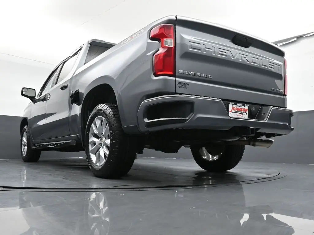 2020 Chevrolet Silverado 1500 Custom photo 36