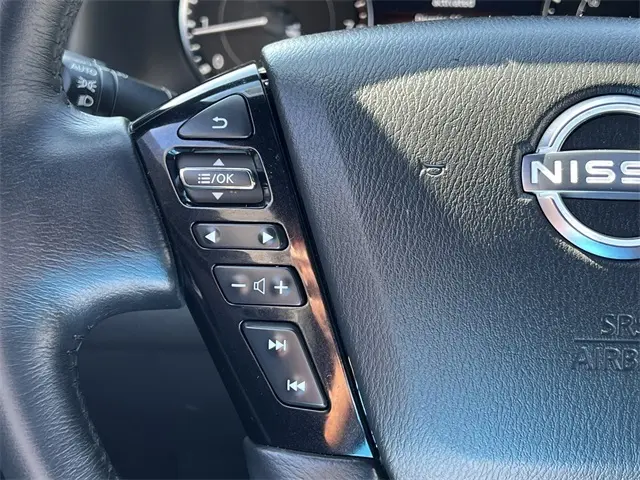 2023 Nissan Armada SL photo 12