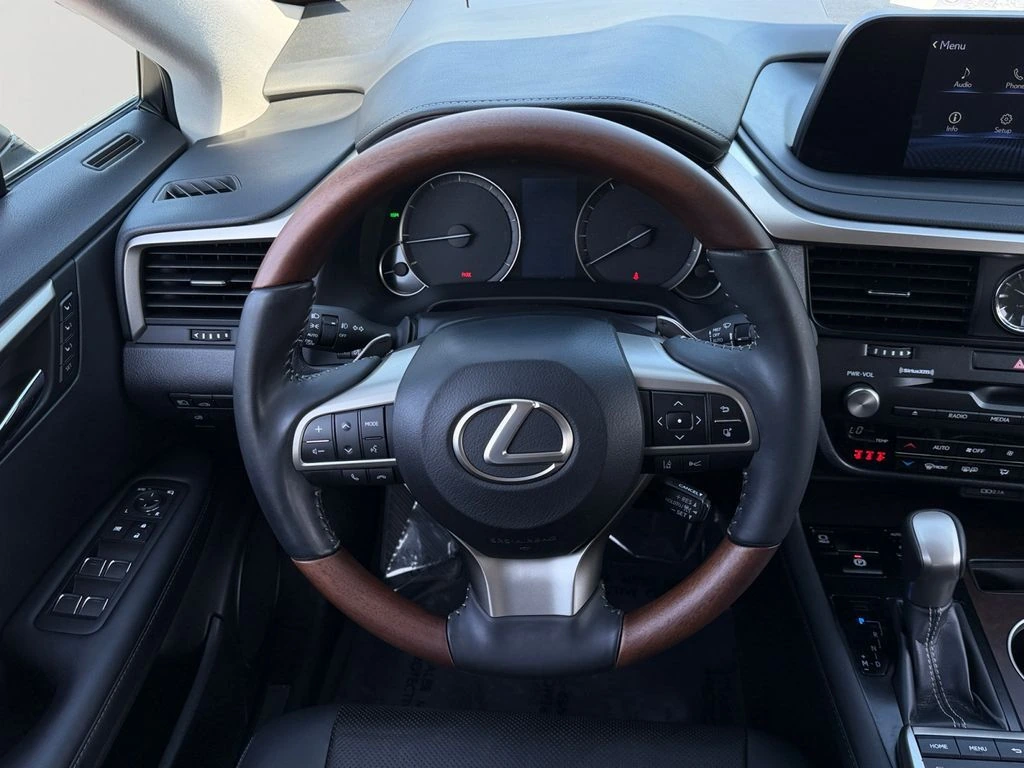 2022 Lexus RX 350 - Photo 17