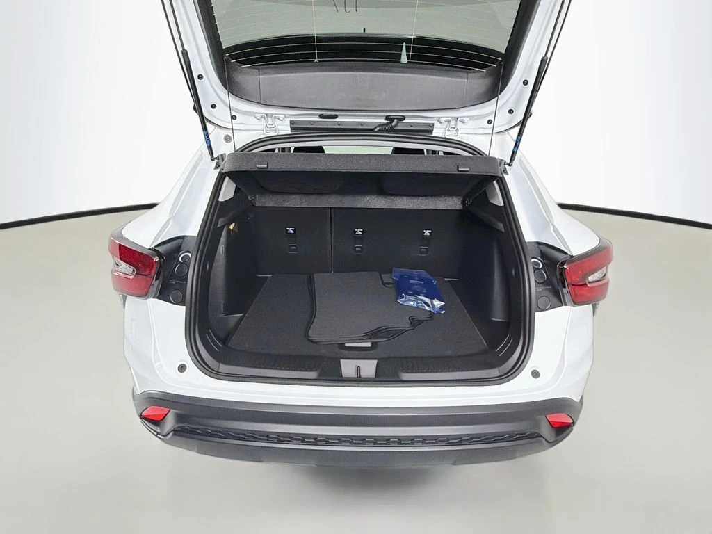 2026 Chevrolet Trax LT - Photo 24