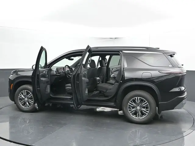 2026 Chevrolet Traverse 2LT photo 43