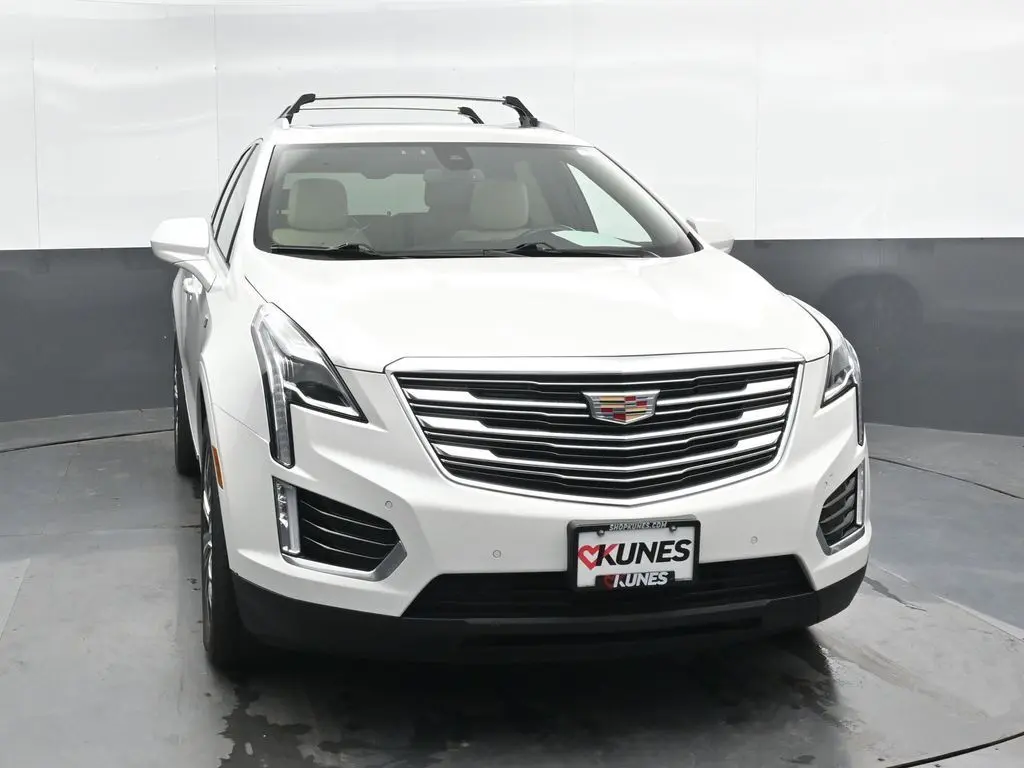 2018 Cadillac XT5 Premium Luxury photo 4
