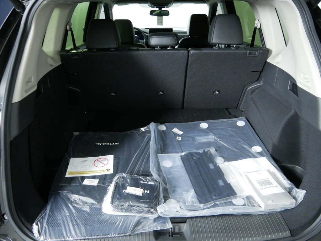 2026 Nissan Rogue Platinum - Photo 18