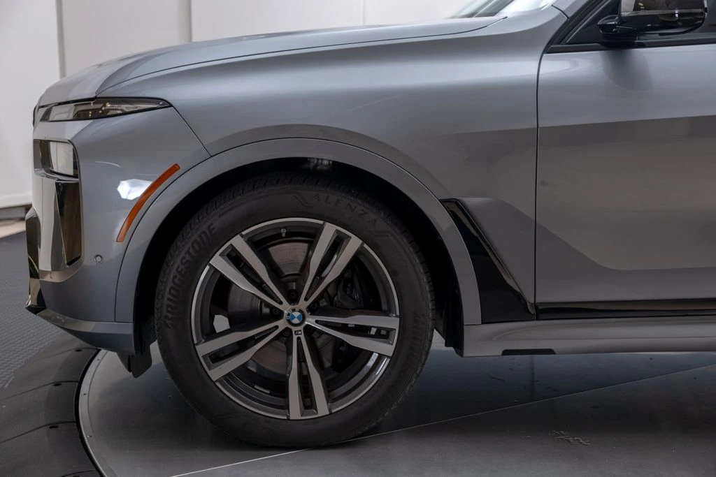 2025 BMW X7 M60i - Photo 49
