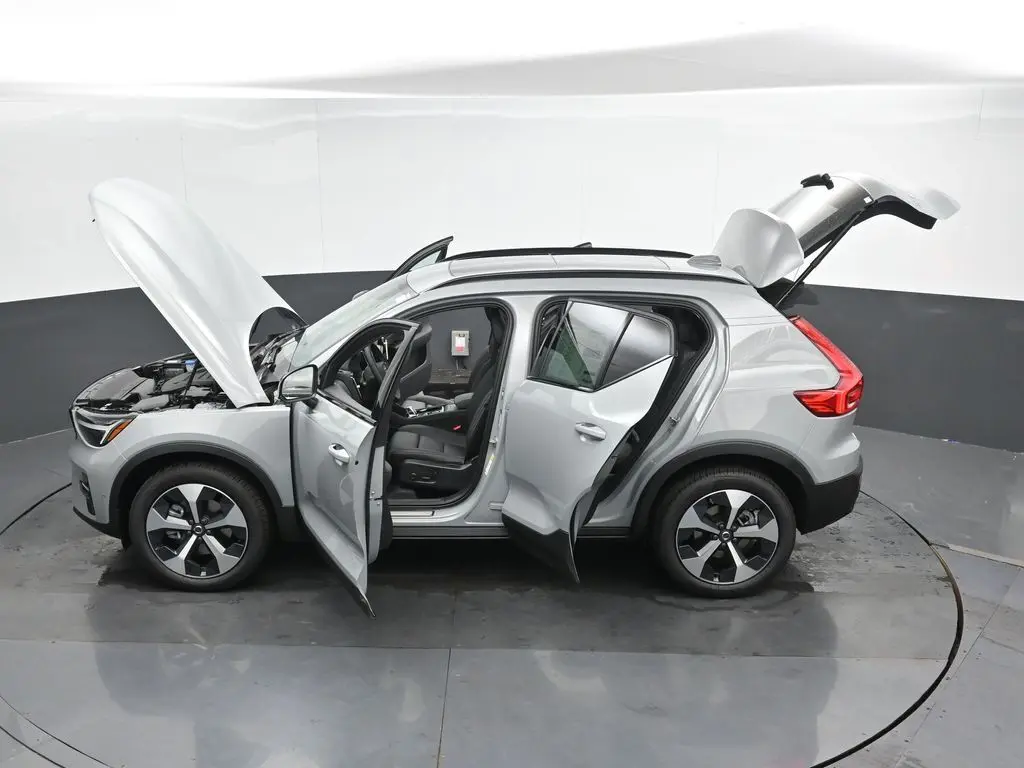 2026 Volvo - image 49