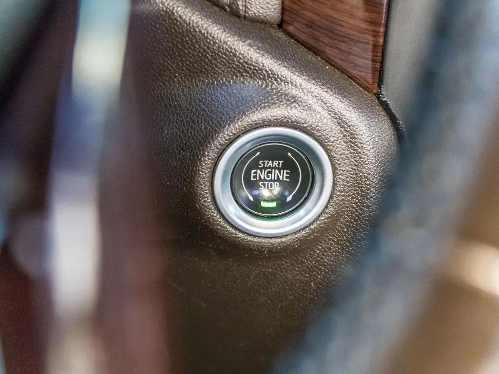 2021 Gmc Sierra Denali photo 37
