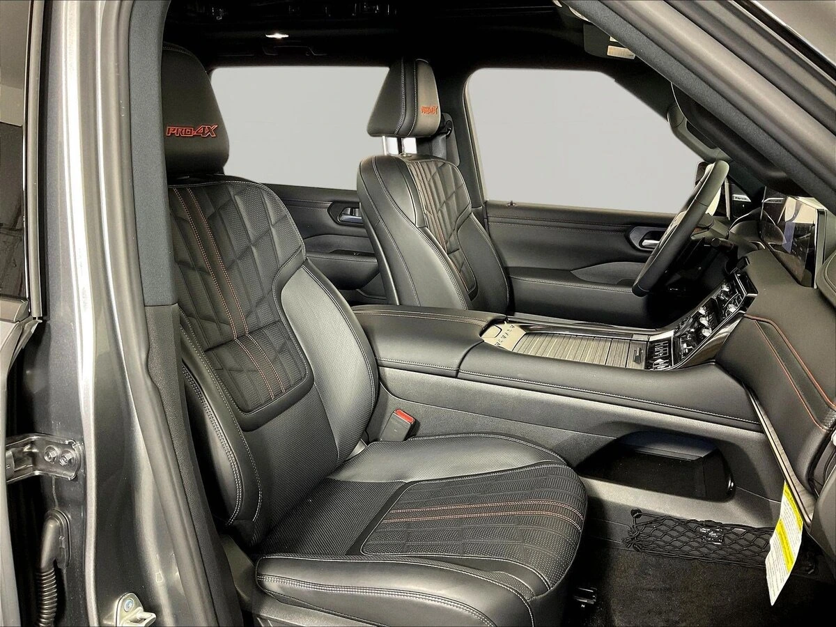 2026 Nissan Armada PRO-4X - Photo 18