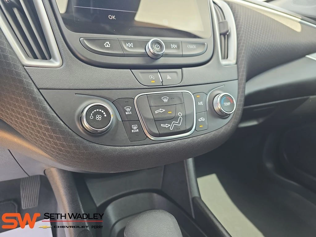 2023 Chevrolet Malibu RS - Photo 23