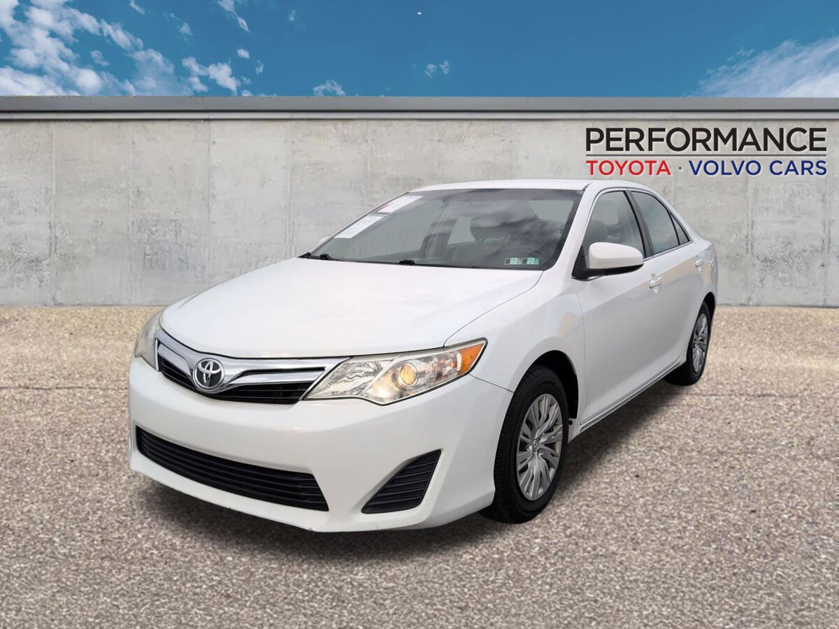 2014 Toyota Camry LE