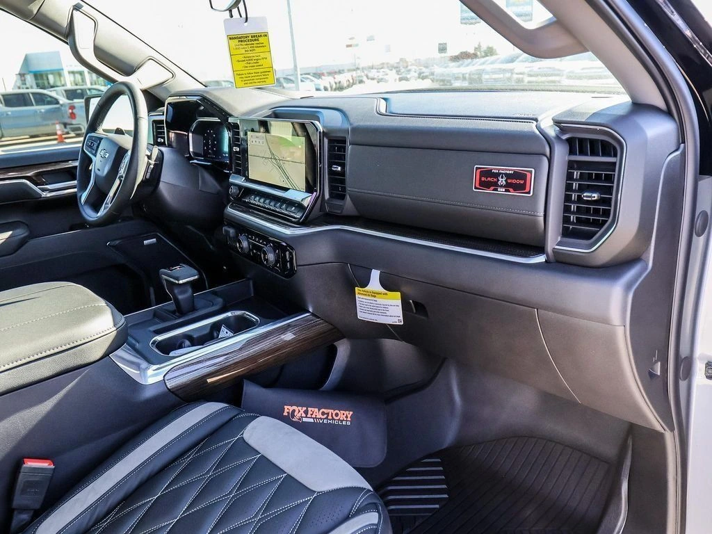 2026 Chevrolet Silverado 1500 RST - Photo 18