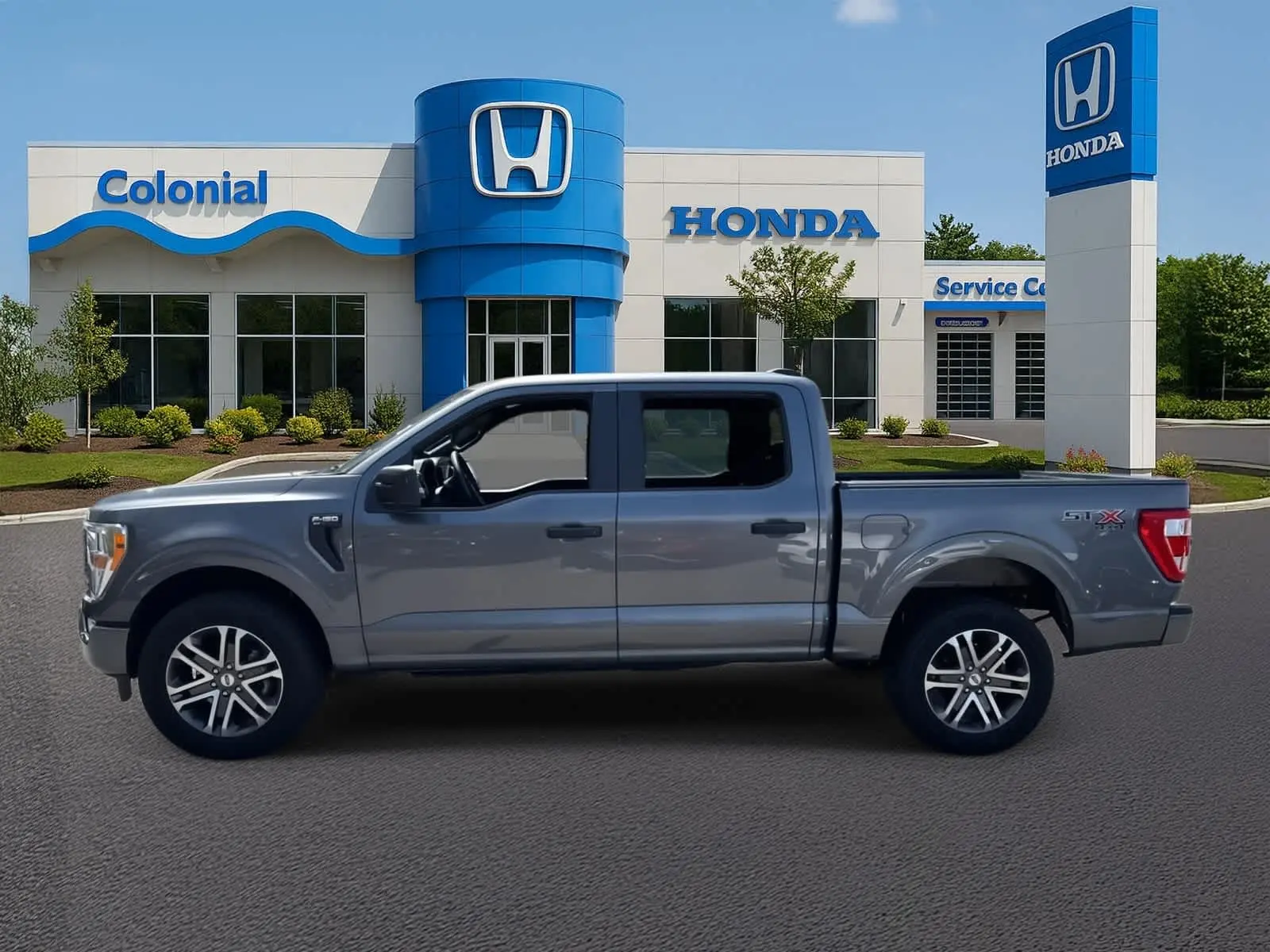 2022 Ford F-150 XL photo 3