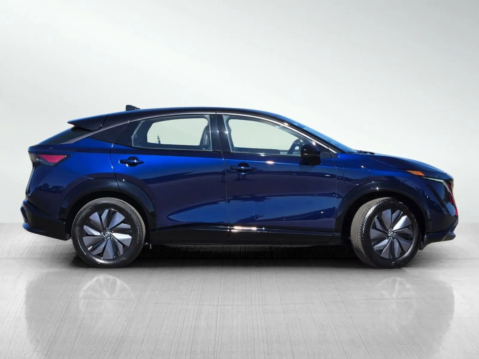 2023 Nissan ARIYA Engage e-4ORCE photo 3