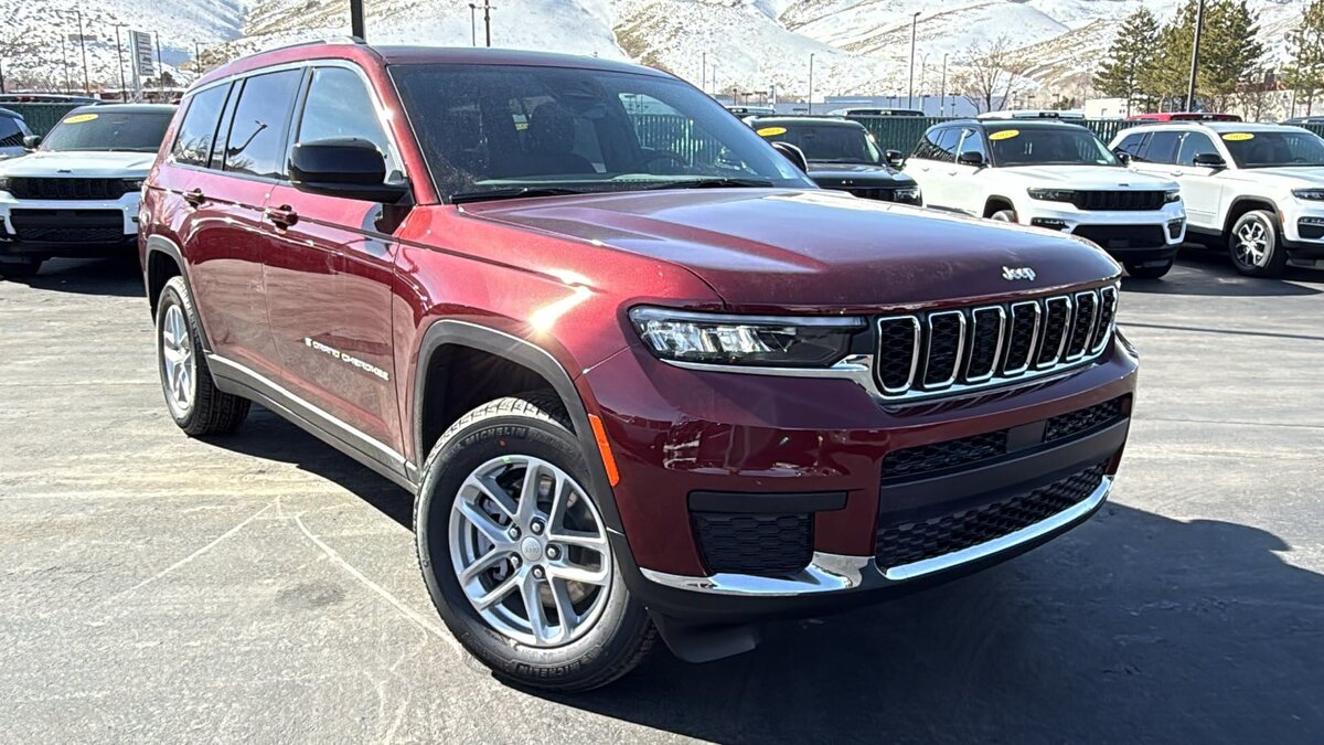 2026 Jeep Grand Cherokee L Laredo X 4x4