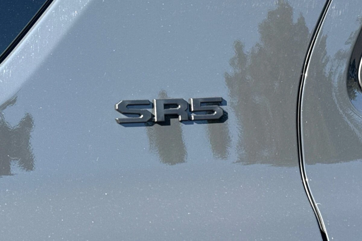 2025 Toyota 4Runner SR5 - Photo 27