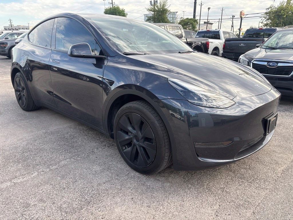 2024 Tesla Model Y Long Range